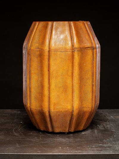 Japanese style antique Stool or Sidetable covered in Shagreen Galuchat