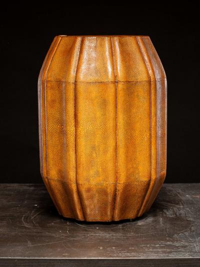 Japanese style antique Stool or Sidetable covered in Shagreen Galuchat