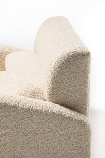 Jay Spectre Jay Spectre Steamer Chaise for Century Furniture in Ivory White Boucl c 1990s