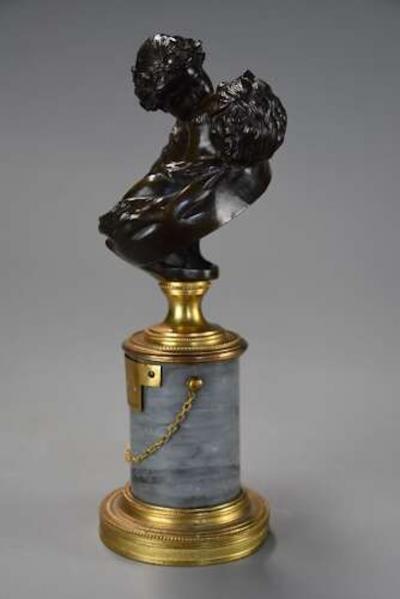 Jean Antoine Houdon Pair of miniature bronze figures of Le Baiser Donne Le Baiser Rendu 