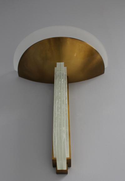 Jean Perzel A FINE LARGE FRENCH ART DECO BRONZE AND GLASS WALL LIGHT BY PERZEL