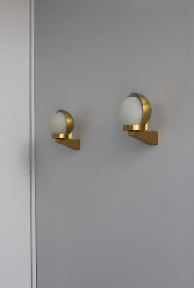 Jean Perzel Pair of Fine French Art Deco Bronze and Glass Sconces Reading Lamps by Perzel