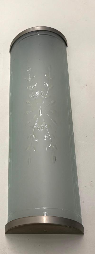 Jean Perzel Pair of Large French Art Deco Engraved Opaque Glass Wall Sconces Atelier Perzel