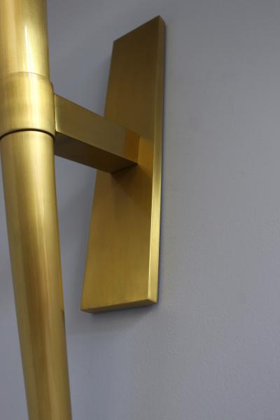 Jean Perzel UNUSUALLY LARGE FINE FRENCH 1950S BRONZE AND GLASS TORCHERE SCONCE BY PERZEL