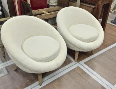 Jean Roy re Jean Royere Genuine documented pair of model Oeuf covered in wool faux fur