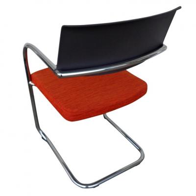 Jeffrey Bernett 1 Knoll 2000 Moment Arm Chair