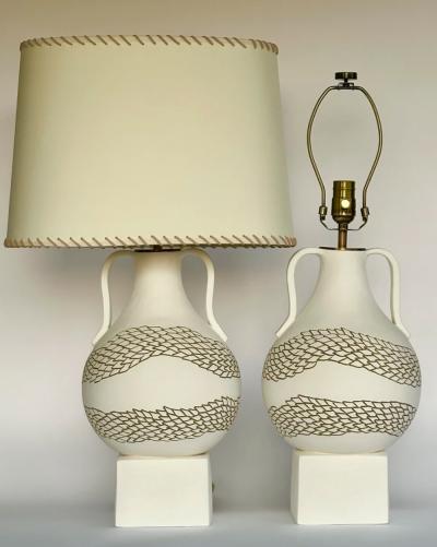 Jennifer Nocon Hollyvine Boxed and Handled Ivory with a Sage Line 2025