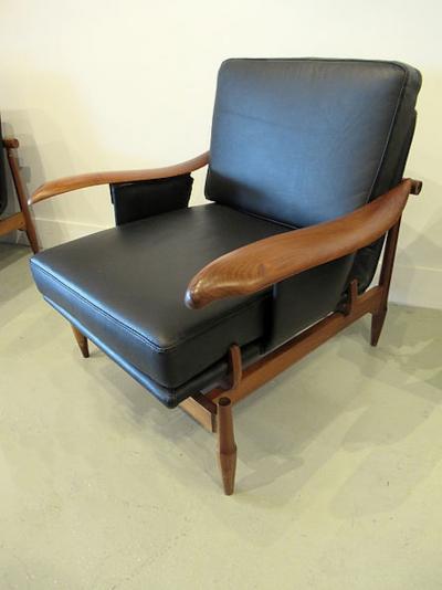 Jens Quistgaard Pair of Danish Modern Teak and Leather Lounge Chairs Jens Harlad Quistgaard