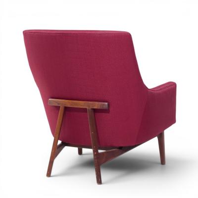 Jens Risom Jens Risom A Chair Mid Century Walnut Lounge Chair