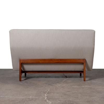 Jens Risom Jens Risom Armless Settee in Walnut Cradle Frame with Linen Upholstery 1960s