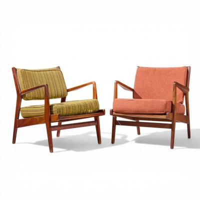 Jens Risom Jens Risom Mid Century Walnut Lounge Chairs Pair