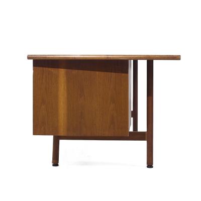 Jens Risom Jens Risom Style Mid Century Walnut Curved Executive Desk