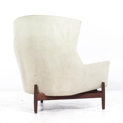 Jens Risom Jens Risom for Jens Risom Design Mid Century Walnut Big Chair