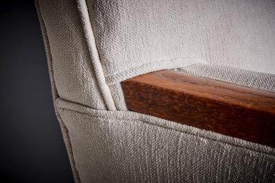 Jens Risom Newly upholstered Kvadrat Jens Risom settee or two seater USA 1950s
