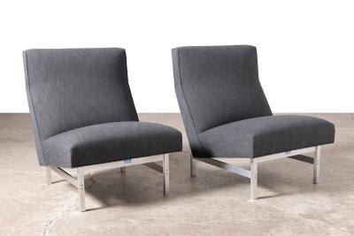 Jens Risom Pair of Jens Risom Slipper Lounge Chairs with Charcoal Tweed and Aluminum Frames