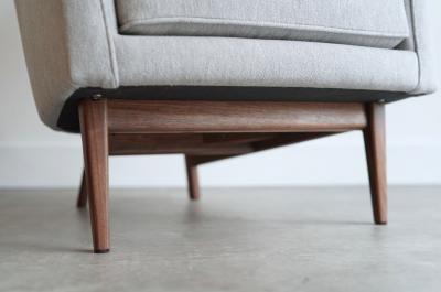 Jens Risom Set of Lounges Model 2136 by Jens Risom C 1950s