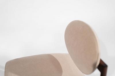 Jens Risom Set of Walnut Side Chairs by Jens Risom in Natural Mohair C 1950s