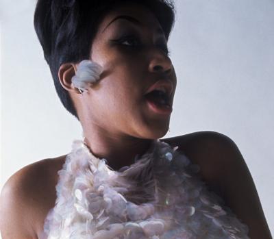Jerry Schatzberg Aretha Franklin Rainbow Fog cropped 