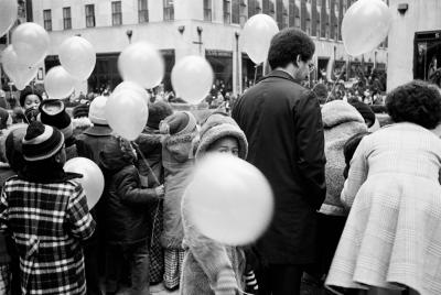 Jerry Schatzberg Balloons Eyes