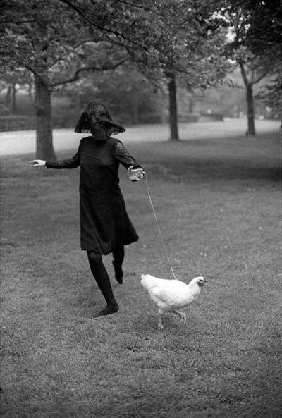 Jerry Schatzberg Peggy Moffitt Chicken