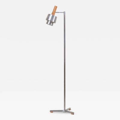 standard reading lamp