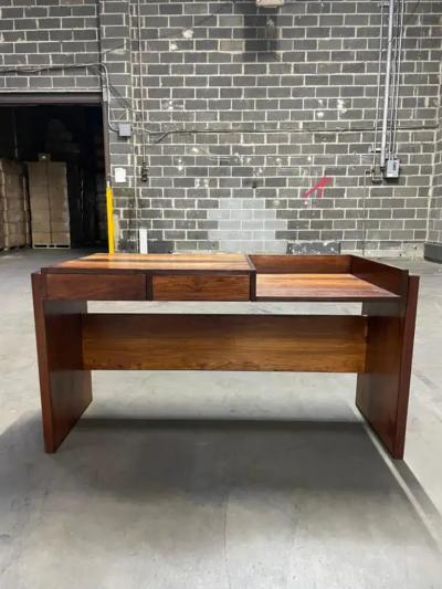 Joaquim Tenreiro Brazilian Modern Desk in Hardwood by Joaquim Tenreiro for Bloch 1966 Brazil