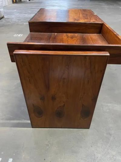 Joaquim Tenreiro Brazilian Modern Desk in Hardwood by Joaquim Tenreiro for Bloch 1966 Brazil