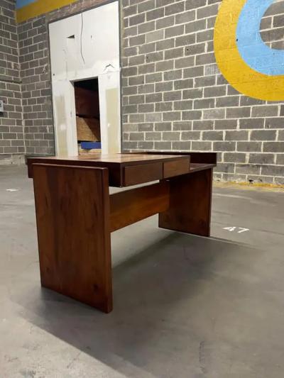Joaquim Tenreiro Brazilian Modern Desk in Hardwood by Joaquim Tenreiro for Bloch 1966 Brazil