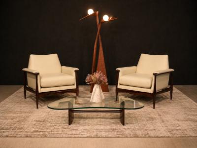 Joaquim Tenreiro Joaquim Tenreiro Rosewood Crystal Coffee Table Organic Form Brazil 1960s