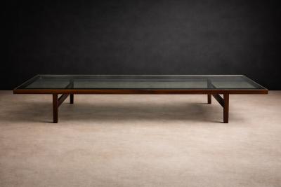 Joaquim Tenreiro Large Coffee Table in Rosewood and Glass by Joaquim Tenreiro Brazil 1950s