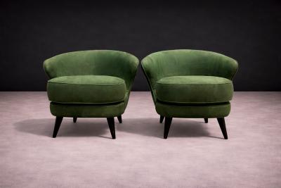 Joaquim Tenreiro Pair of Concha Armchairs in Green Suede Joaquim Tenreiro 1960s