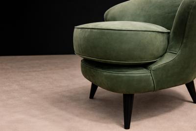 Joaquim Tenreiro Pair of Concha Armchairs in Green Suede Joaquim Tenreiro 1960s