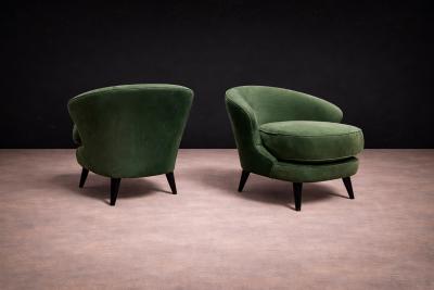 Joaquim Tenreiro Pair of Concha Armchairs in Green Suede Joaquim Tenreiro 1960s