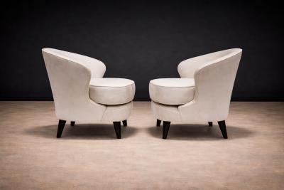 Joaquim Tenreiro Pair of Concha Armchairs in Grey Ultra Suede Joaquim Tenreiro 1960s