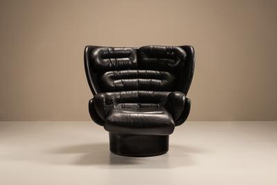 Joe Colombo Elda Chair by Joe Colombo and Mario Brunu Pouf in Black Leather for Comfort