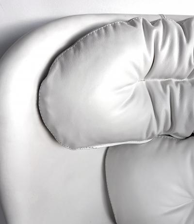 Joe Colombo Joe Colombo Elda Swivel Chair Fratelli Longhi White Leather 4 Available