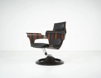 Joe Colombo Rare Bell Armchair by Joe Colombo for Benini Italy