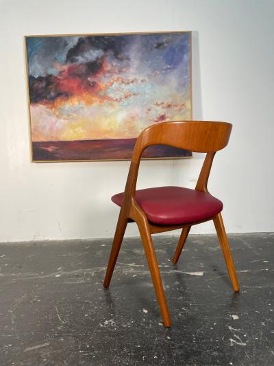 Johannes Andersen Set of Six Johannes Andersen Dining Chairs for Vamo Sonde Denmark