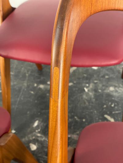 Johannes Andersen Set of Six Johannes Andersen Dining Chairs for Vamo Sonde Denmark