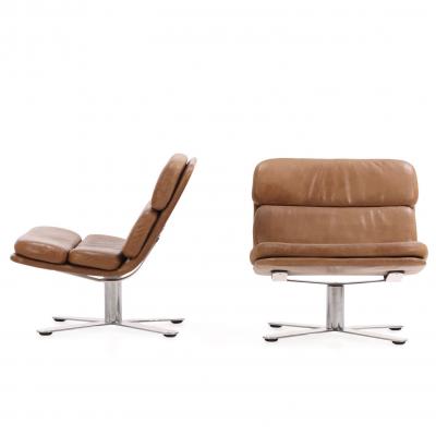 John Follis Pair of John Follis Solo Lounge Chairs in Leather and Chrome by Fortress