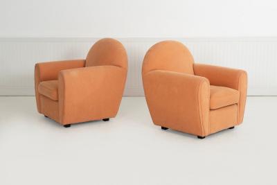 John Mascheroni John Mascheroni for Swaim Originals Pair of Club Chairs Model 879C 1989