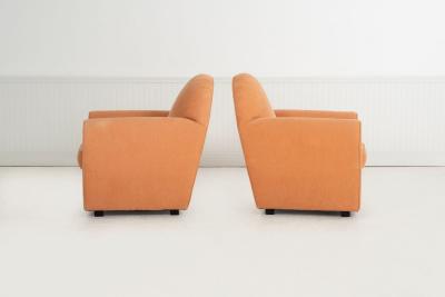 John Mascheroni John Mascheroni for Swaim Originals Pair of Club Chairs Model 879C 1989