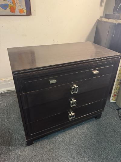 John Stuart MID CENTURY PAIR OF COMMODES WITH NICKELED BRONZE HANDLES BY JOHN STUART