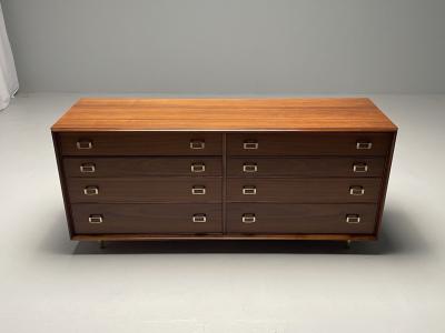 John Stuart Paul Frankl John Stuart Mid Century Modern Dresser Walnut Brass USA 1950s
