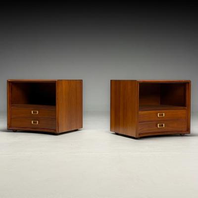 John Stuart Paul Frankl John Stuart Mid Century Modern Dresser Walnut Brass USA 1950s