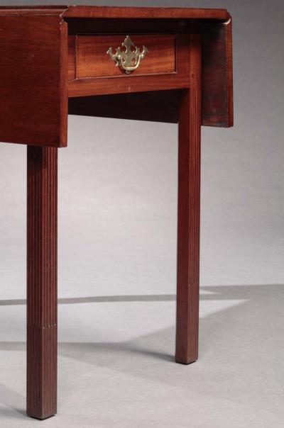 John Townsend CHIPPENDALE PEMBROKE TABLE Attributed to the Workshop of John Townsend