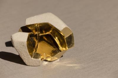 Jorge Y zpik Untitled Sin Titulo sculpture solid clay gold leaf beige 1