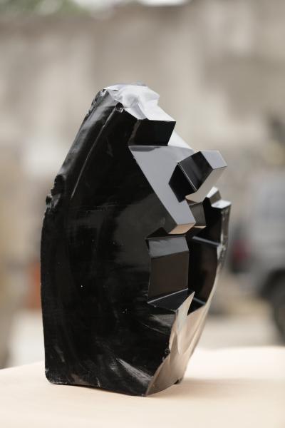 Jorge Y zpik Untitled sculpture Obsidian I
