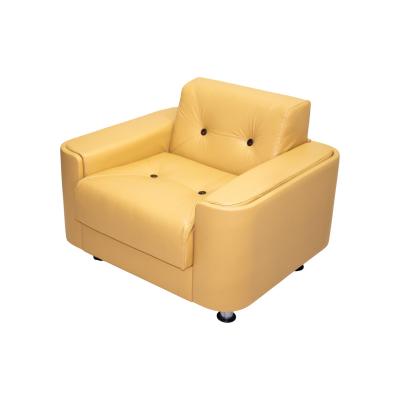 Jorge Zalszupin Armchair in Yellow Leather Jorge Zalszupin 1970s Lot 146