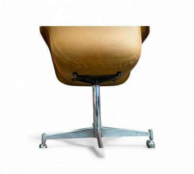 Jorge Zalszupin Brazilian Modern Armchair in Leather and Metal Jorge Zalszupin 1960s